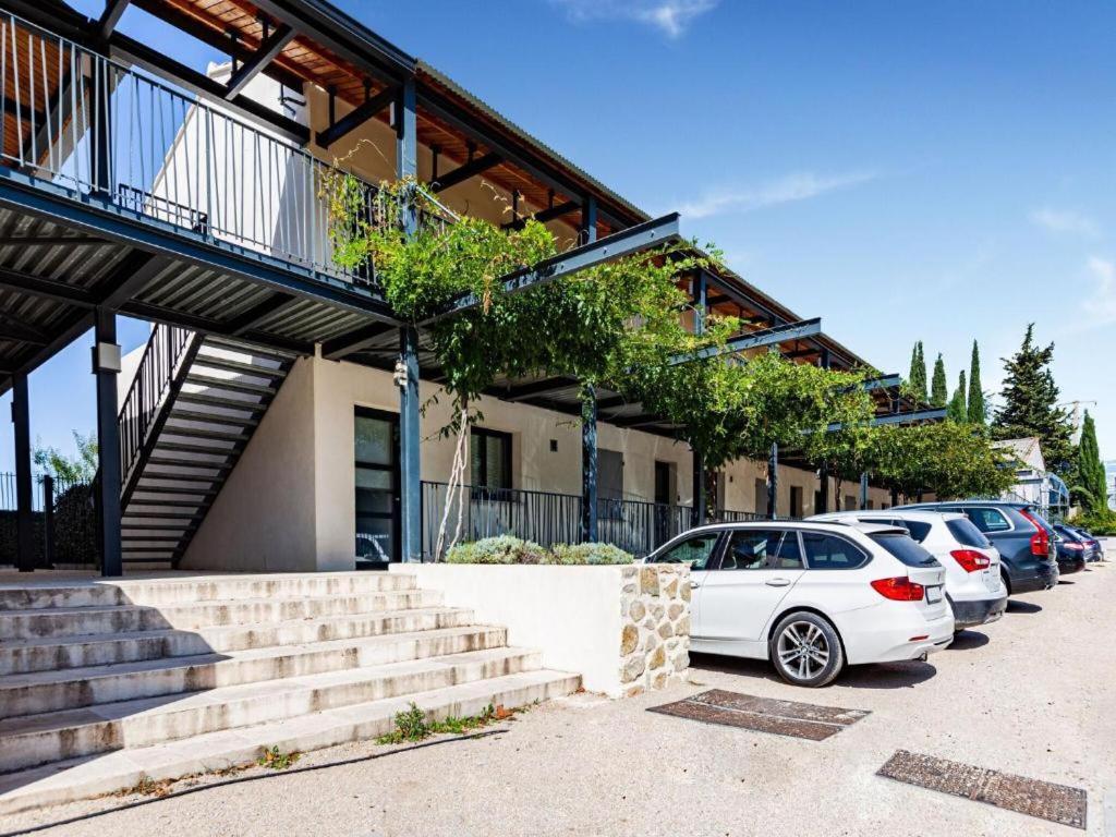 Apartment Le Clos Du Ventoux